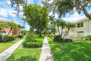 1942 Hartford Ct, West Palm Beach, FL 33409, Sold 09/28/22