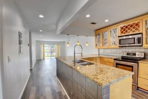 8842 Bella Vista Dr, Boca Raton, FL 33433, Sold 09/30/22