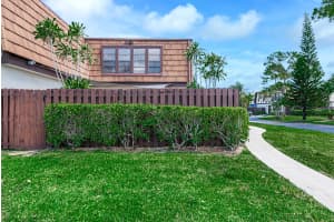 103 Weybridge Cir b, Royal Palm Beach, FL 33411, Sold 09/27/22