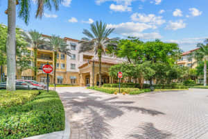16102 Emerald Estates Dr, Weston, FL 33331, Sold 01/18/23