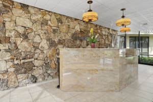 336 Golfview Rd PH 11, North Palm Beach, FL 33408, Sold 09/14/22