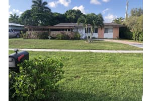 981  Orchid Drive, Royal Palm Beach, FL 33411 Sold 10/04/22