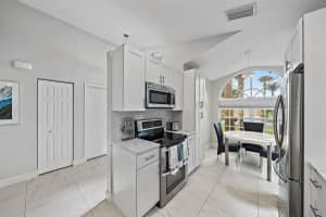 720 Clearbrook Park Cir, Delray Beach, FL 33445, Sold 09/30/22