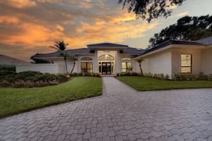 6357 SE Baltusrol Terrace, Stuart, FL 34997 Sold 03/14/23