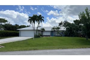 990 SW Gardens Boulevard, Palm City, FL 34990 Sold 09/26/22