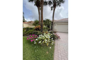 6038  Rossmoor Lakes Court, Boynton Beach, FL 33437 Sold 03/01/23