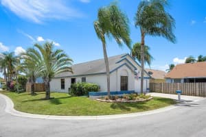 1479 Waterway Cove Dr, Wellington, FL 33414, Sold 11/04/22