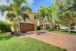7860  Jewelwood Drive, Boynton Beach, FL 33437 Sold 10/26/22