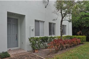 3225  Laurel Ridge Circle, Riviera Beach, FL 33404 Sold 09/19/22