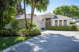 757 Hampton Woods Ln SW, Vero Beach, FL 32962, Sold 11/22/22