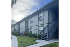 8163 SE Croft Circle   2, Hobe Sound, FL 33455 Sold 09/26/22