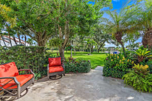 2419  Treasure Isle Drive   12, Palm Beach Gardens, FL 33410 Sold 10/04/22