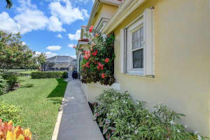 6199 Bear Creek Ct, Greenacres, FL 33467, Sold 10/28/22