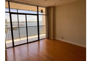 11370 12 Oaks Way, North Palm Beach, FL 33408, Sold 12/21/22