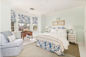 335  Flamingo Drive, West Palm Beach, FL 33401 Sold 11/01/22