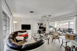 706 Sunset Rd, Boynton Beach, FL 33435, Sold 09/24/22