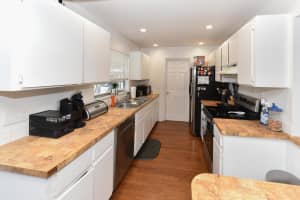 2244 SE Washington St, Stuart, FL 34997, Sold 10/03/22