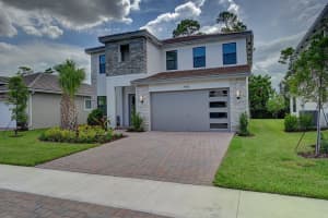 7440 Estero Dr, Greenacres, FL 33463, Sold 11/29/22