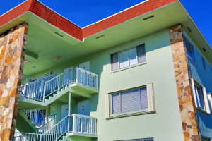 3500 Springdale Blvd APT 319, Palm Springs, FL 33461, Sold 09/26/22