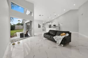 1211 Columbine Pl, Wellington, FL 33414, Sold 09/13/22