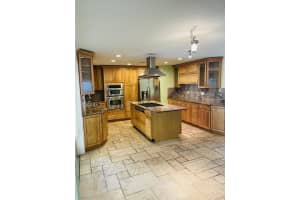 8740 N Elizabeth Avenue, Palm Beach Gardens, FL 33418 Sold 12/05/22