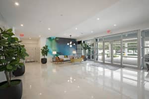 327 E Royal Palm Road   303, Boca Raton, FL 33432 Sold 12/09/22