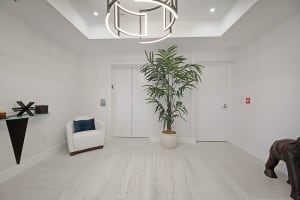 327 E Royal Palm Road   303, Boca Raton, FL 33432 Sold 12/09/22