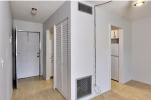 1915 SW Palm City Road   8c, Stuart, FL 34994 Sold 10/05/22