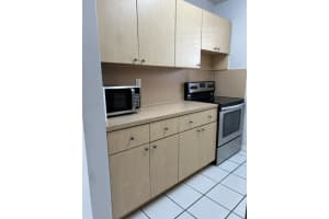 1154 35th Street 222, Hialeah, Florida 33012