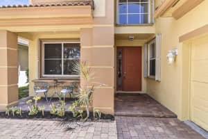 9041  Silver Glen Way, Lake Worth Beach, FL 33467 Sold 10/19/22