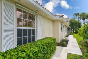 7728 SE Spicewood Cir, Hobe Sound, FL 33455, Sold 10/21/22
