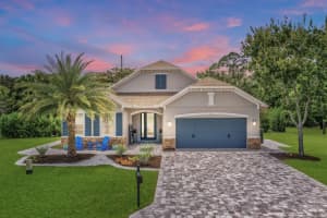 714 SW Goldshine Court, Palm City, FL 34990 Sold 02/10/23