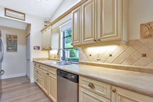 13116 SE Point O Woods Ct, Hobe Sound, FL 33455, Sold 12/02/22