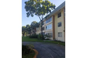 5180 E Sabal Palm Boulevard   235, Tamarac, FL 33319 Sold 04/29/23