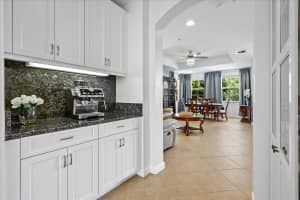 11850  Valencia Gardens Avenue, Palm Beach Gardens, FL 33410 Sold 11/18/22