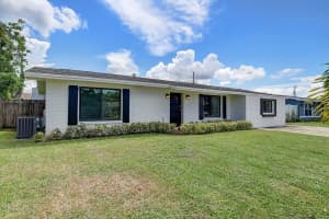 510 Ibis Dr, Delray Beach, FL 33444, Sold 09/16/22