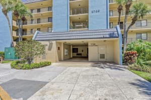 2788 Tennis Club Dr APT 402, West Palm Beach, FL 33417, Sold 09/19/22