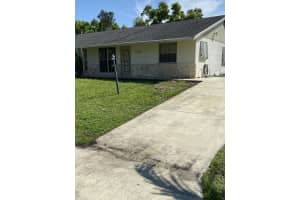 4465 SE Beaver Ln, Stuart, FL 34997, Sold 10/28/22