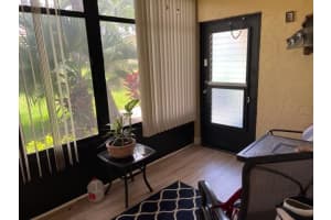 301 Pine Ridge Cir, Greenacres, FL 33463, Sold 11/04/22