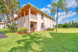1825 NW 18th St, Delray Beach, FL 33445, Sold 10/06/22