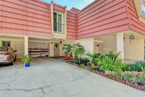 398 Golfview Rd, North Palm Beach, FL 33408, Sold 11/16/22