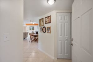 400 Crestwood Ct N, Royal Palm Beach, FL 33411, Sold 09/22/22