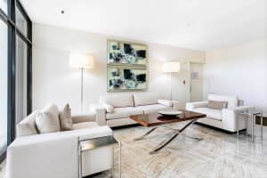 2000 Presidential Way, West Palm Beach, FL 33401, Sold 10/03/22
