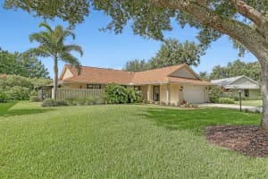 8124 SE Cypress Point Pl, Hobe Sound, FL 33455, Sold 11/17/22