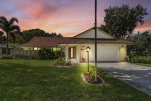8124 SE Cypress Point Pl, Hobe Sound, FL 33455, Sold 11/17/22
