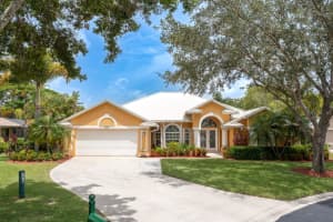 407 SW Thistle Trail, Port St. Lucie, FL 34953, Sold 01/12/23