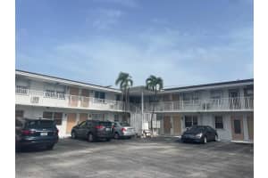 810 Lake Shore Dr, Lake Park, FL 33403, Sold 10/12/22