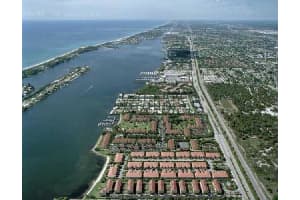 111 Yacht Club Way APT 205, Hypoluxo, FL 33462, Sold 09/06/22