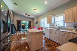 7685 Colony Lake Dr, Boynton Beach, FL 33436, Sold 09/28/22