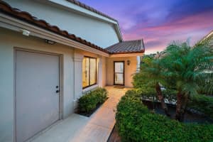 2815 Iroquois Cir, West Palm Beach, FL 33409, Sold 11/07/22